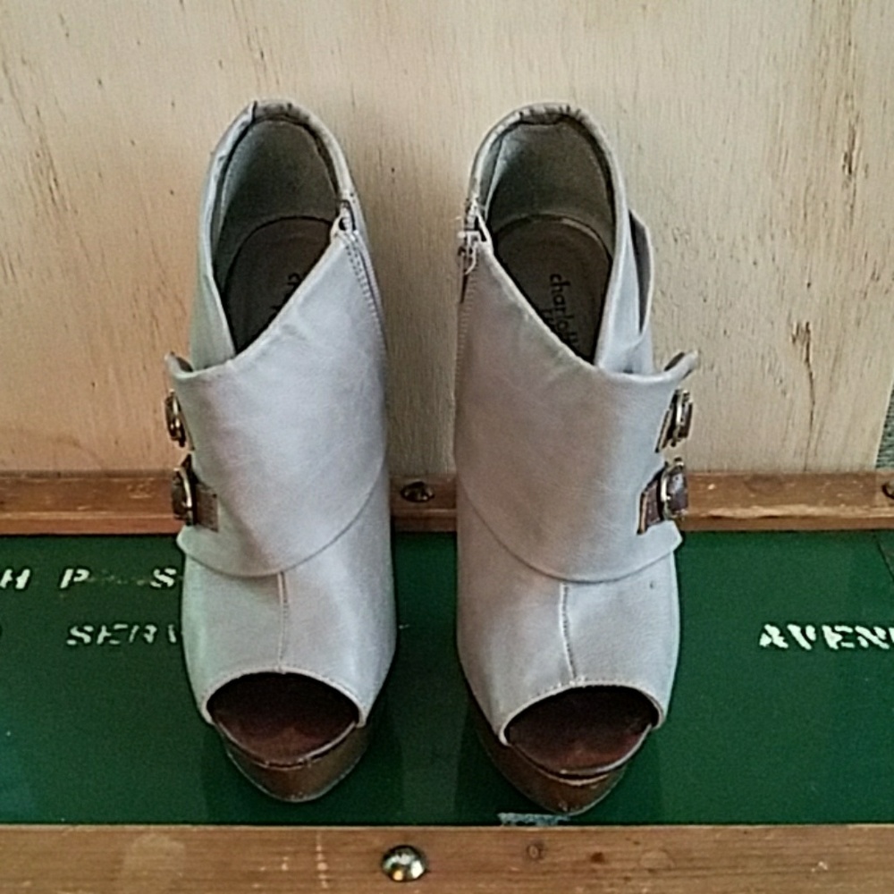 Peep toe ankle boots